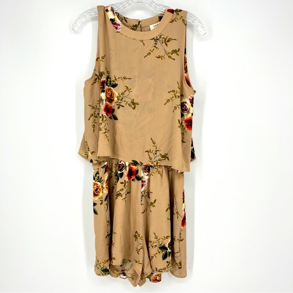 Umgee Taupe Floral Short Romper Sleeveless  Lined Shorts Open Back Size Small - Picture 3 of 6